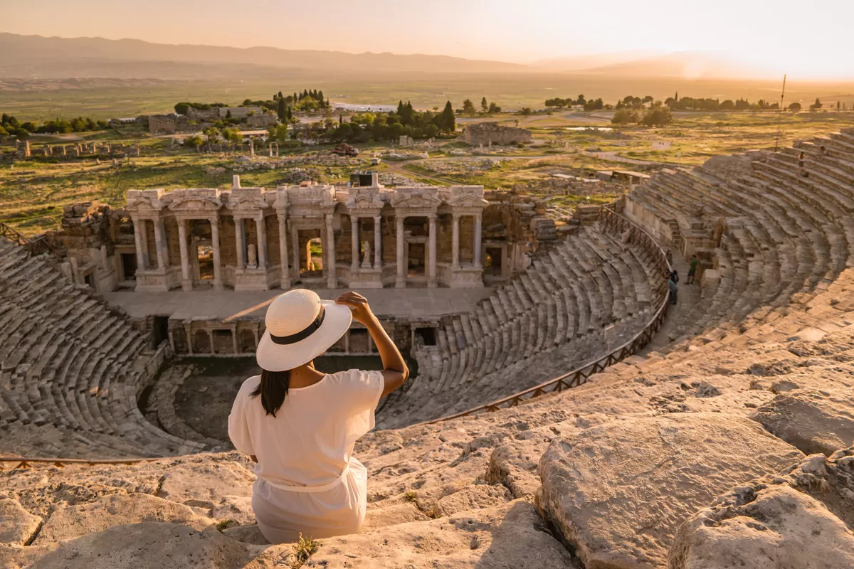 Pamukkale and Salda Lake Tour